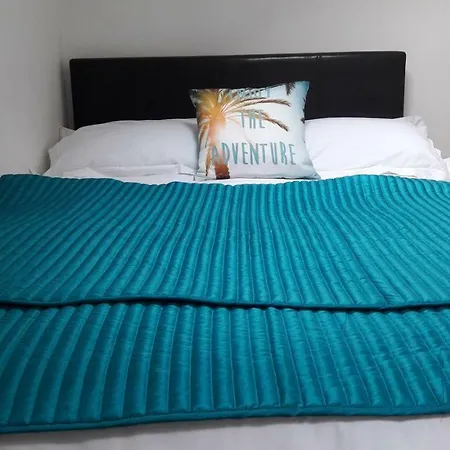 Apartment Albion